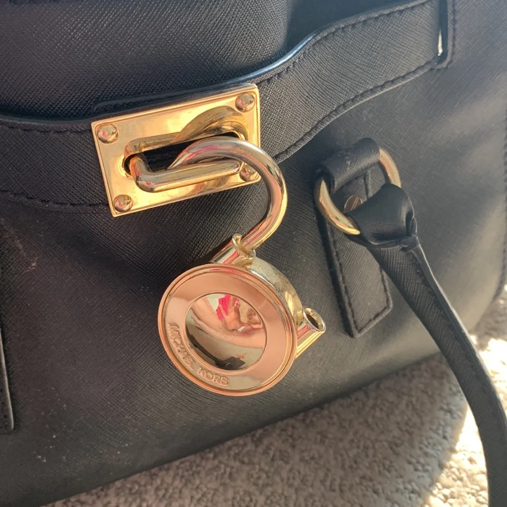 Purse - Picture 7 of 9